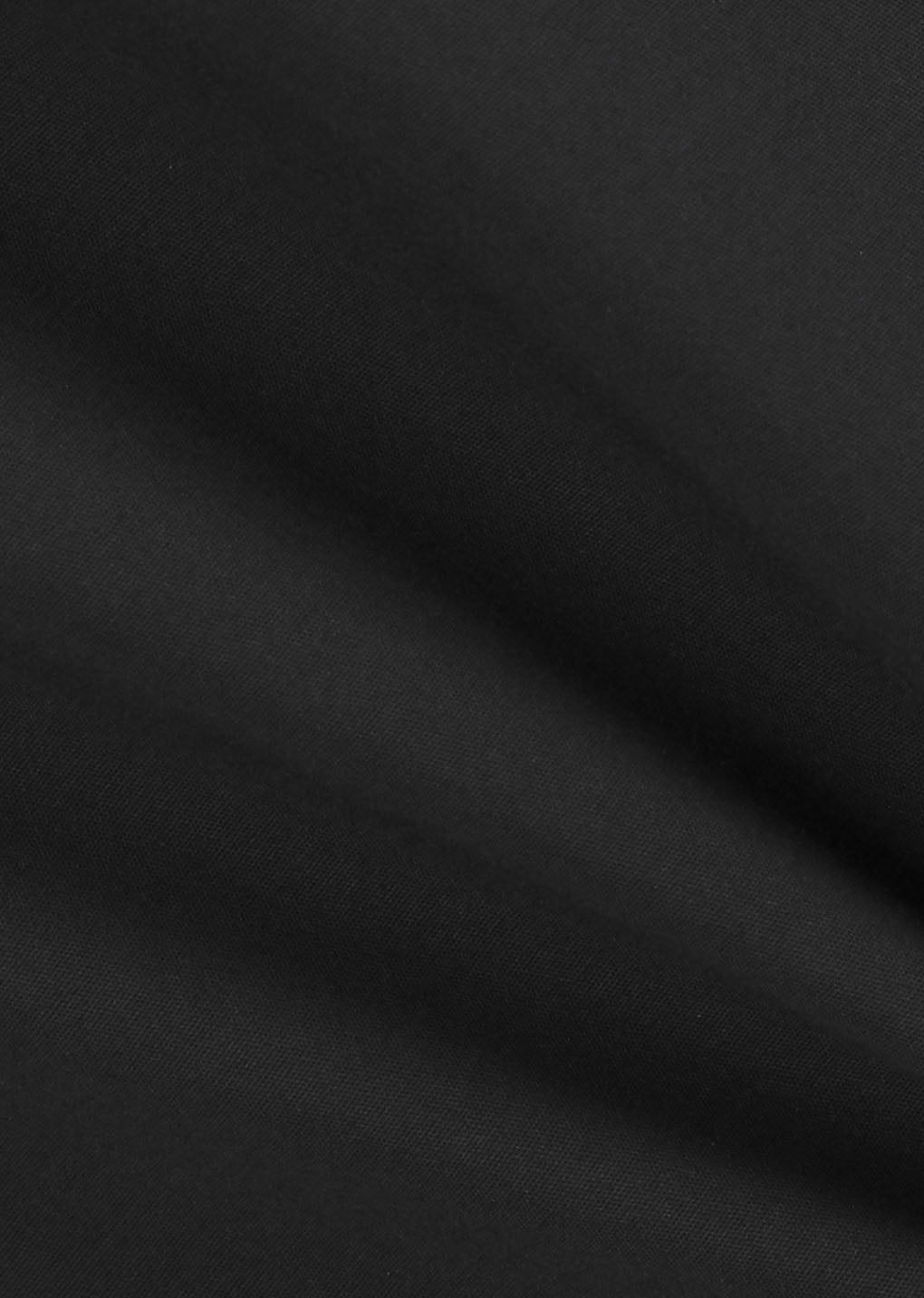 curved capri pants, black