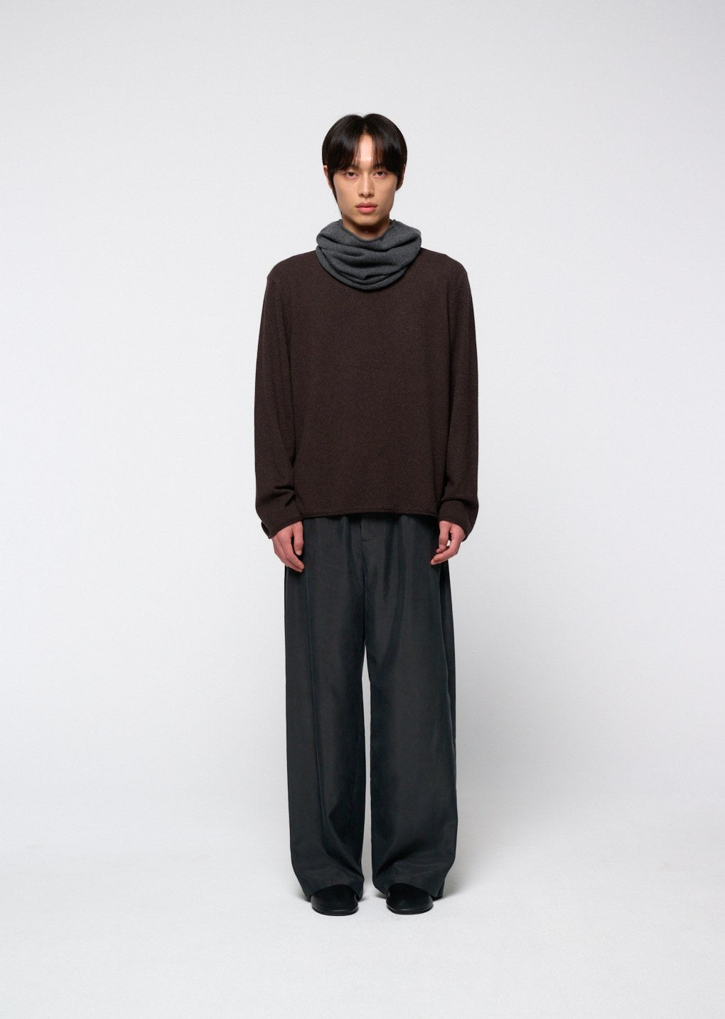 cashmere easy crewneck knit, brown hover