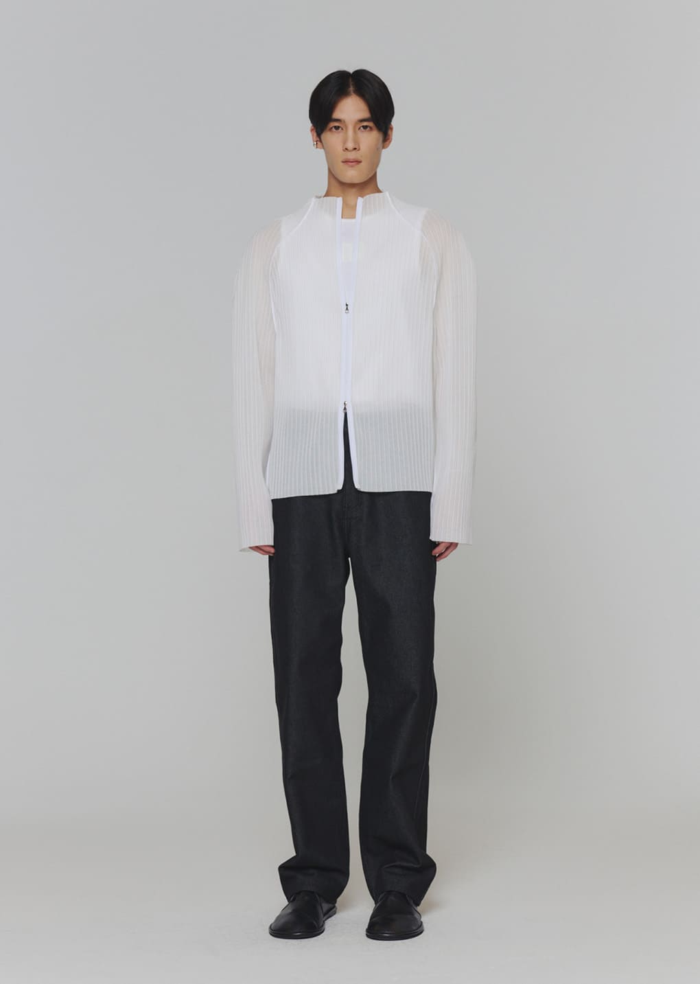 men's pleats zip up jumper, white hover