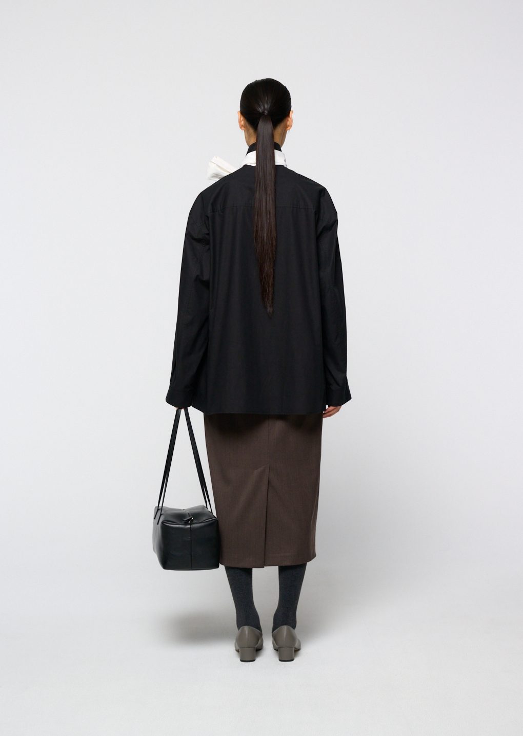 neck shirring shirt, black