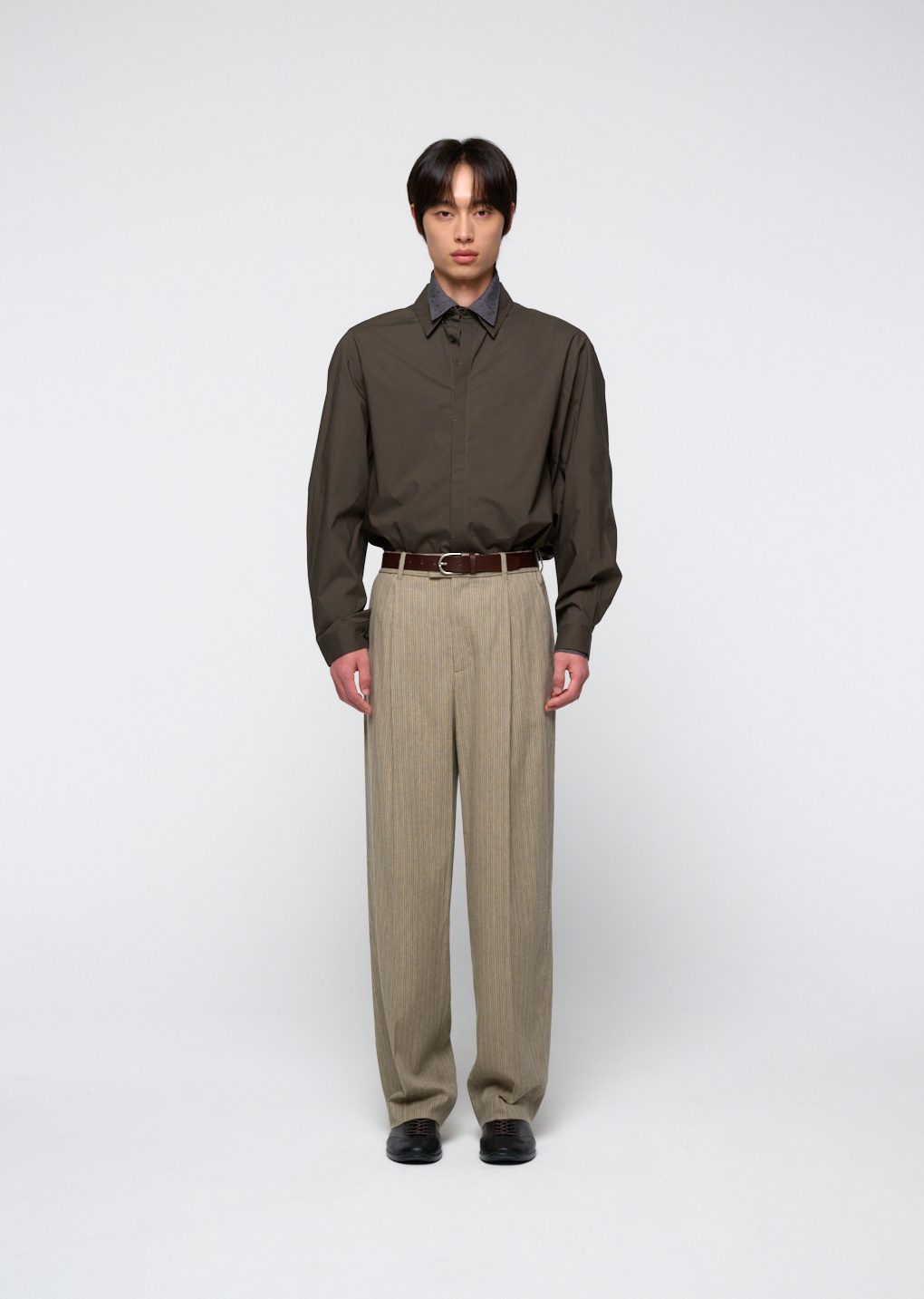 stripe wool straight pants, beige
