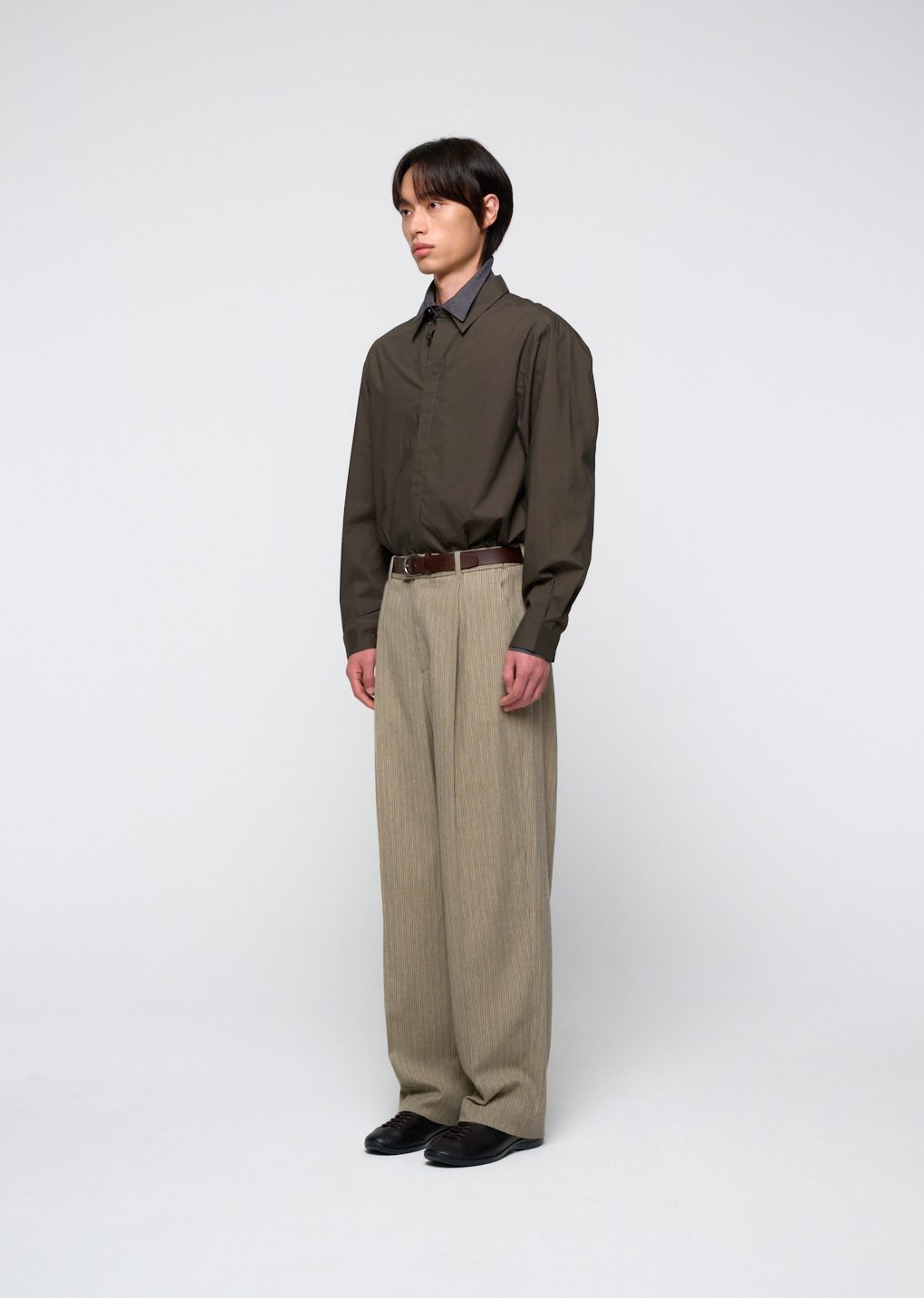 stripe wool straight pants, beige