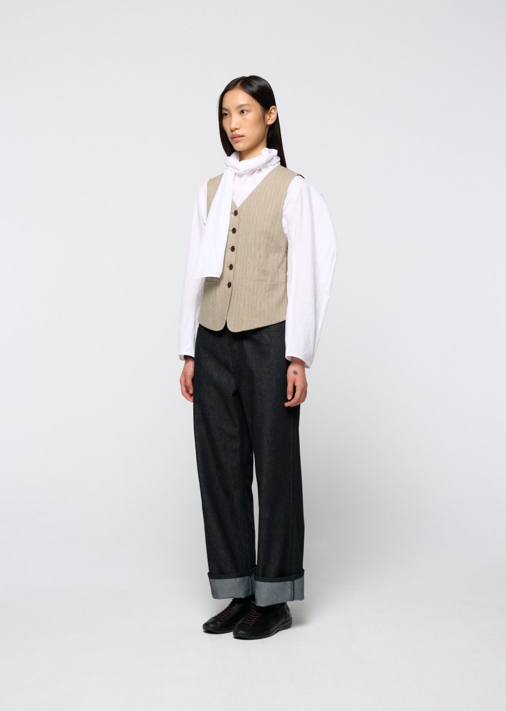 stripe pocket vest, beige