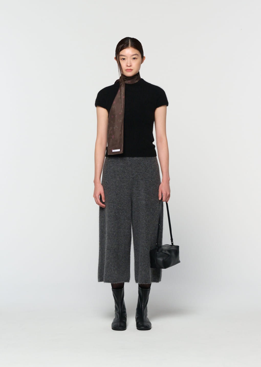 wholegarment hairy knit top, black