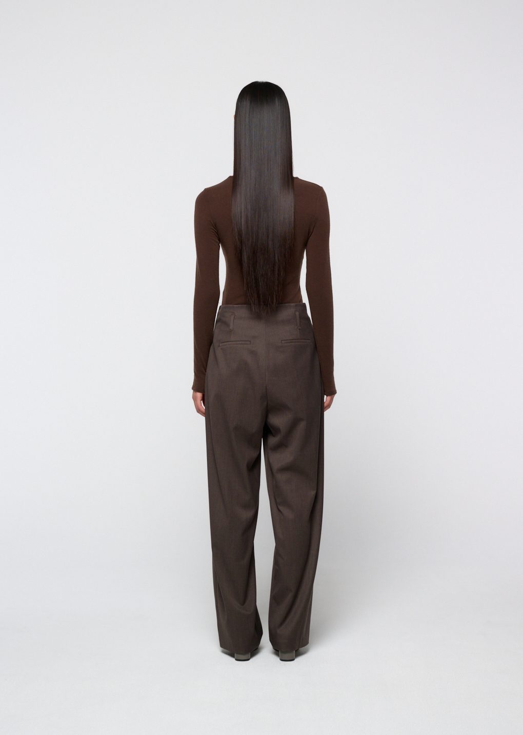 straight tuck pants, brown