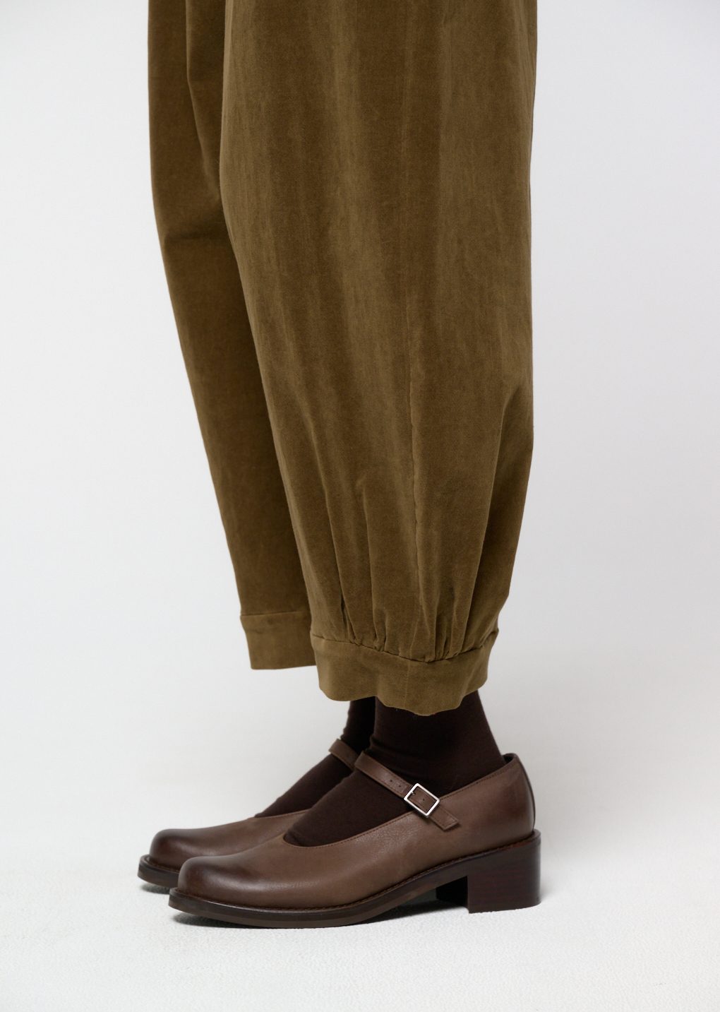 velvet shirring pants, khaki