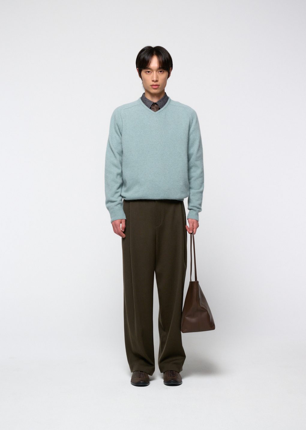 racoon v-neck knit, mint