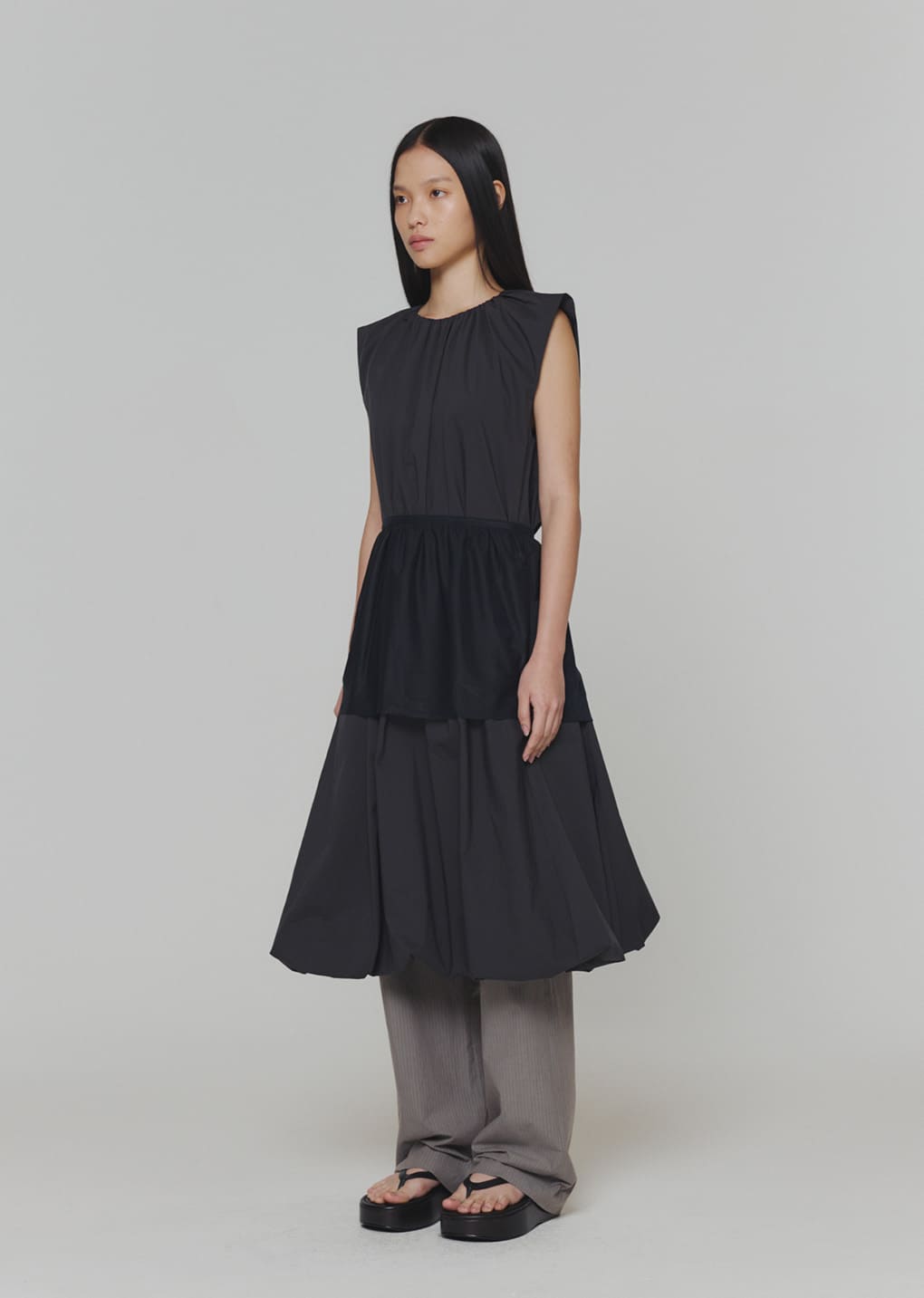 cotton volume shirring dress, charcoal
