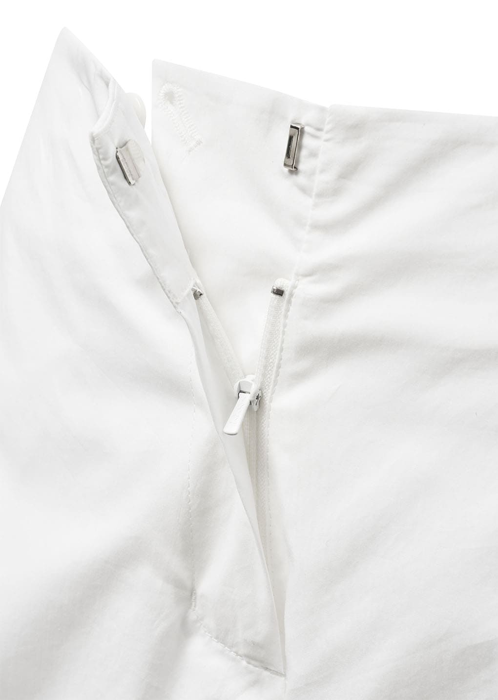cotton volume shirring shorts, white