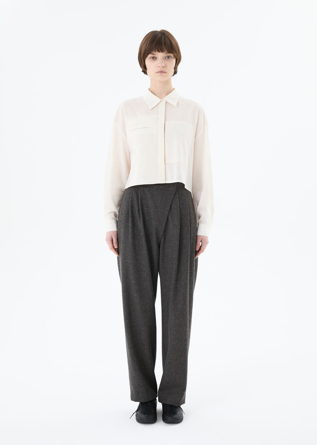 drawer pocket crop shirts, ivory