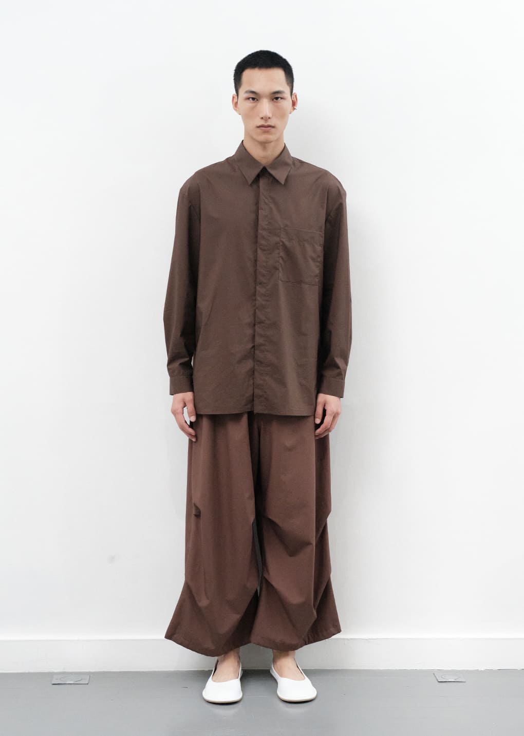 drawstring capri pants, burgundy hover