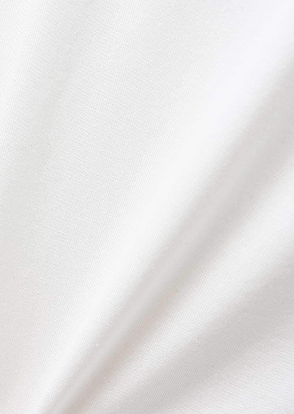 label t-shirts, white