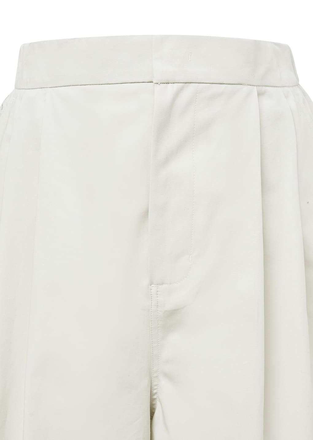 two tuck wide shorts, ivory