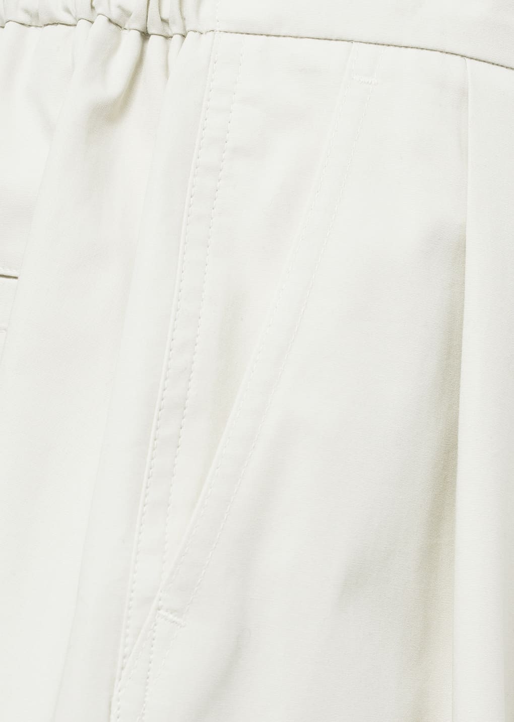 two tuck wide shorts, ivory