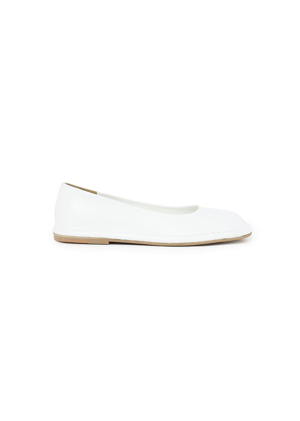 women's rounded flats, white