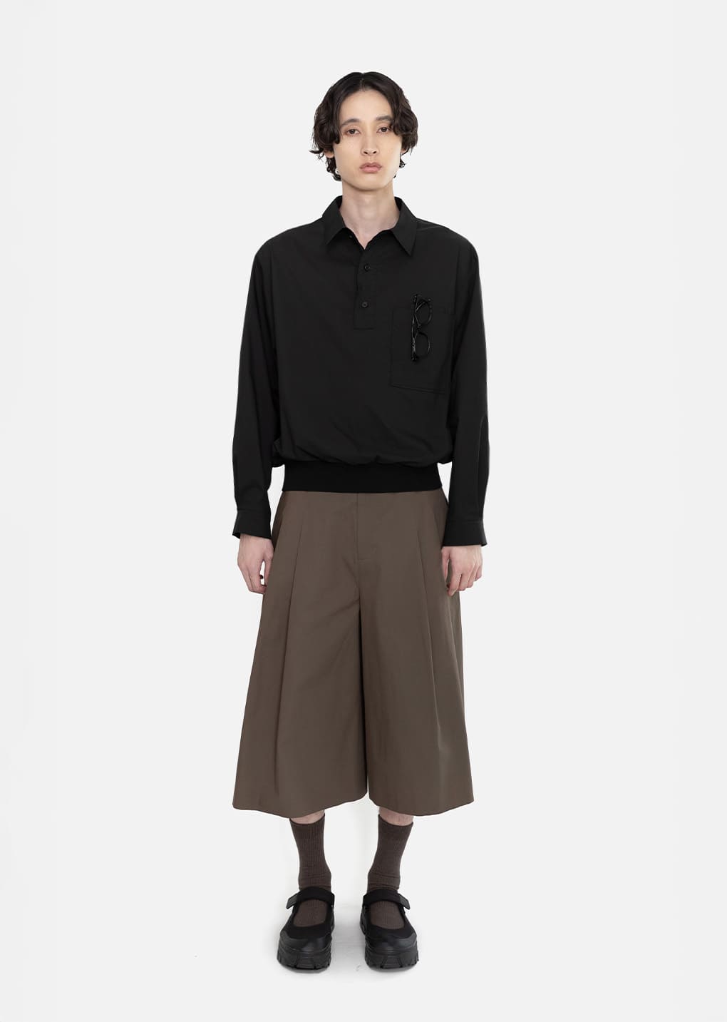 pocket pullover, black hover